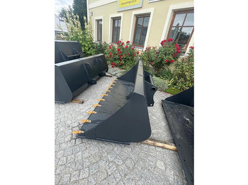 Нови Прикачен инвентар Big SUN  Schwergutschaufel 250 cm mit Kramer / Claas Scorpion mit Zähne: снимка 2