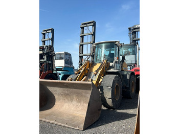 Колесен товарач LIEBHERR L 538