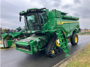 Зърнокомбайн JOHN DEERE X9 Series