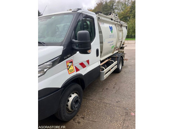 Боклукчийска кола IVECO