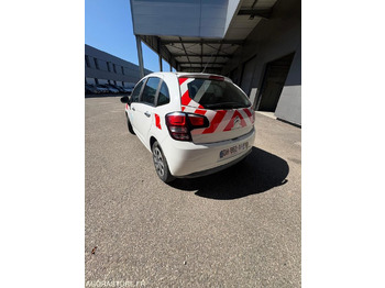 Лек автомобил CITROËN