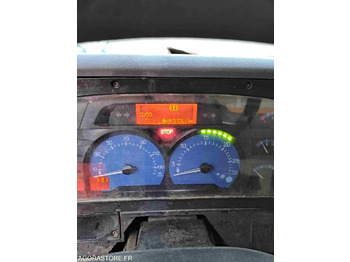 Камион RENAULT Ravitailleur Carburant Artois - 2003 / 869573 KM (P200233): снимка 5