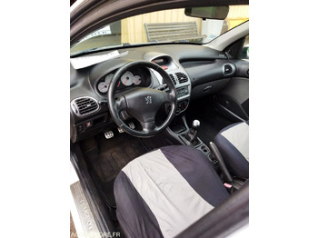 Лек автомобил PEUGEOT