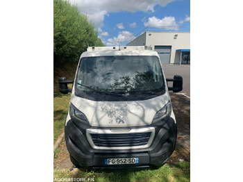 Товарен бус PEUGEOT Boxer