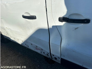 Товарен бус RENAULT - TRAFIC L2H1 - 2017 / 286000 KM: снимка 5