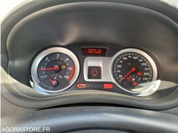 Хечбек Renault CLIO: снимка 4