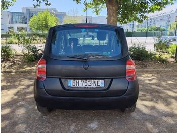 Хечбек Renault Modus: снимка 2 Хечбек Renault Modus: снимка 2