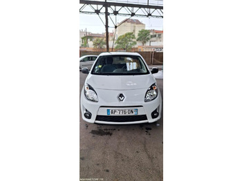 Лек автомобил RENAULT