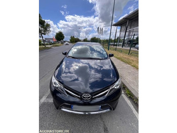 Лек автомобил TOYOTA