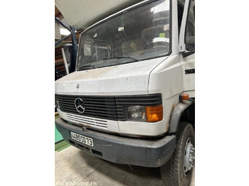 Камион MERCEDES-BENZ