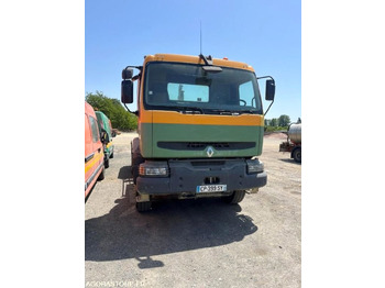 Камион RENAULT