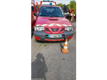 Джип NISSAN