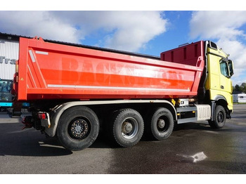 Самосвал камион Mercedes-Benz Arocs: снимка 5
