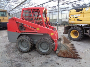 Мини челен товарач BOBCAT S130