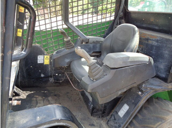 Мини челен товарач JCB 135 R: снимка 3