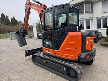 Мини багер HITACHI ZX65