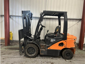 Дизелов мотокар DOOSAN