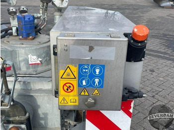 Цистерна за течен тор Kotte Garant Xerion Saddle Trac Gülleaufbau mestopbouw: снимка 5