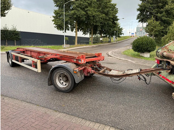 Контейнеровоз/ Сменна каросерия ремарке MOL