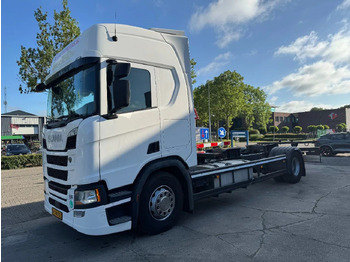 Контейнеровоз/ Сменна каросерия камион SCANIA R 410