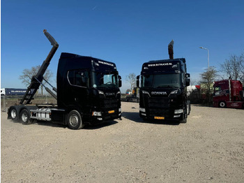 Лизинг на  Scania R580 V8 NGS 6X2 EURO 6 VDL 20T HOOK Scania R580 V8 NGS 6X2 EURO 6 VDL 20T HOOK: снимка 2
