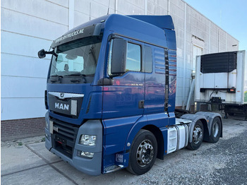 Влекач MAN TGX 26.460