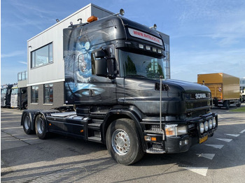 Влекач SCANIA T164