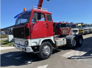 Влекач VOLVO F89