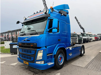 Влекач VOLVO FM 370