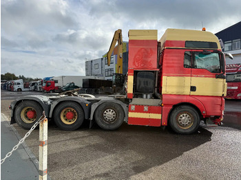 Влекач MAN TGX 41.540 8X4 170 TON+ RETARDER + PTO HYDRAULICS - ONLY 182.827 KM: снимка 4 Влекач MAN TGX 41.540 8X4 170 TON+ RETARDER + PTO HYDRAULICS - ONLY 182.827 KM: снимка 4