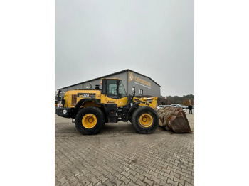 Колесен товарач KOMATSU WA320