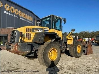 Колесен товарач Komatsu WA 320 mit Greifschaufel + Schnellwechsler: снимка 2