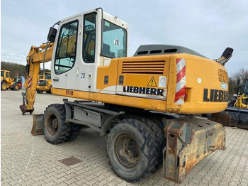 Колесен багер LIEBHERR A 900
