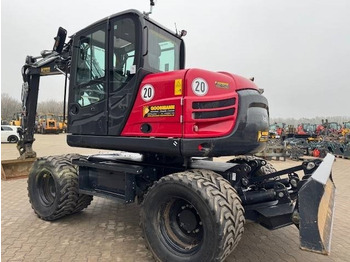Колесен багер YANMAR