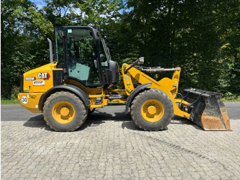 Колесен товарач CATERPILLAR 908 M: снимка 2 Колесен товарач CATERPILLAR 908 M: снимка 2