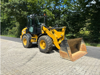Колесен товарач CATERPILLAR 908 M: снимка 4 Колесен товарач CATERPILLAR 908 M: снимка 4