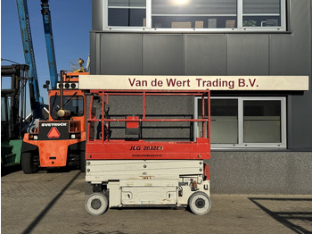 Ножична работна платформа JLG