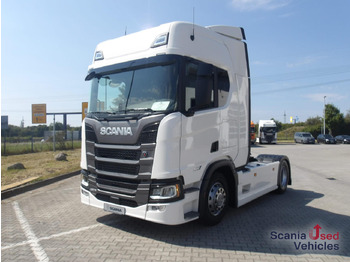 Влекач SCANIA R 460