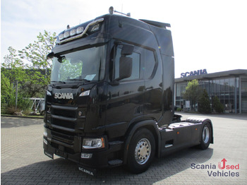Влекач SCANIA R