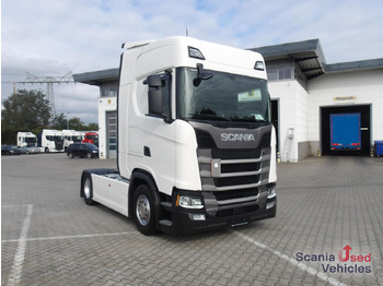 Влекач SCANIA S 450