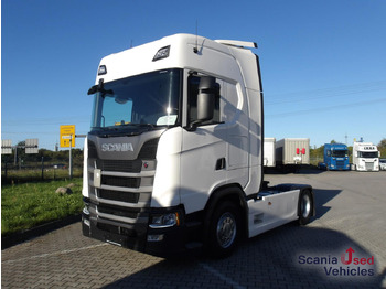 Влекач SCANIA S 450
