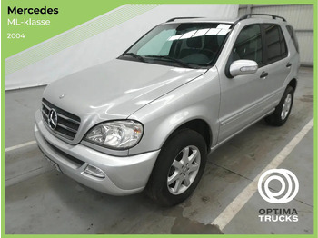 Джип MERCEDES-BENZ