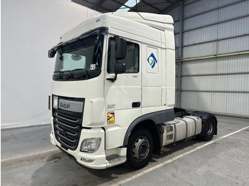 Влекач DAF XF 106 460
