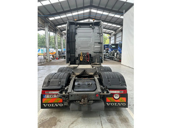 Влекач Volvo FH 13.460 Globetrotter / 6x2 / VEB / 469612 km / EURO 6 /PTO: снимка 5
