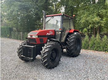 Трактор CASE IH