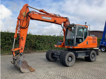 Колесен багер DOOSAN DX140W-3