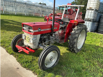 Трактор MASSEY FERGUSON 100 series