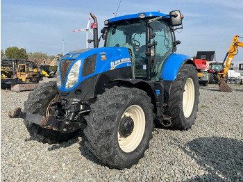 Трактор NEW HOLLAND T7.210