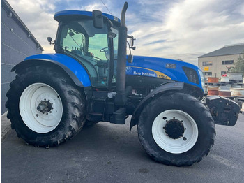 Трактор New Holland T7050: снимка 4
