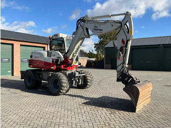 Колесен багер Takeuchi TB295W: снимка 2 Колесен багер Takeuchi TB295W: снимка 2